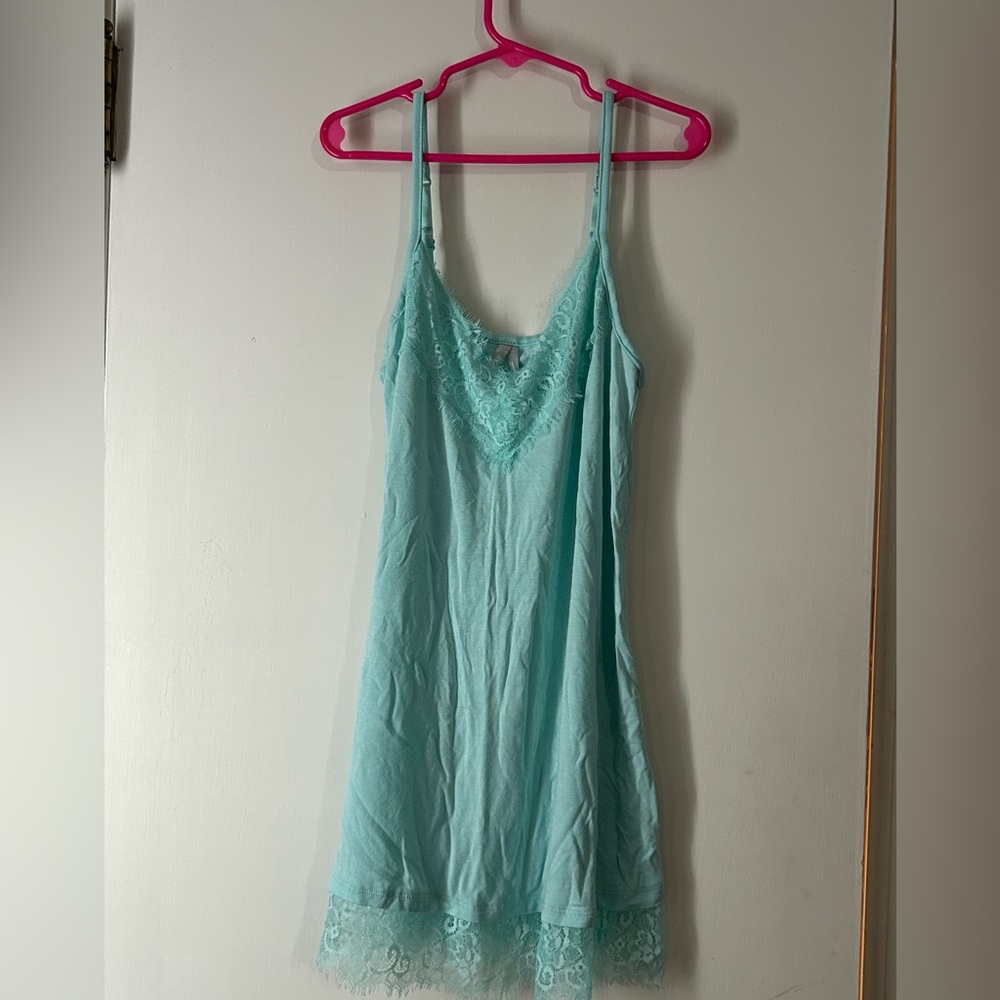 Vanity turquoise Chemise Silky